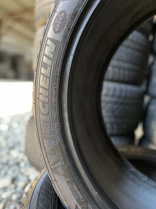 265/40 R21 2 шт. Michelin