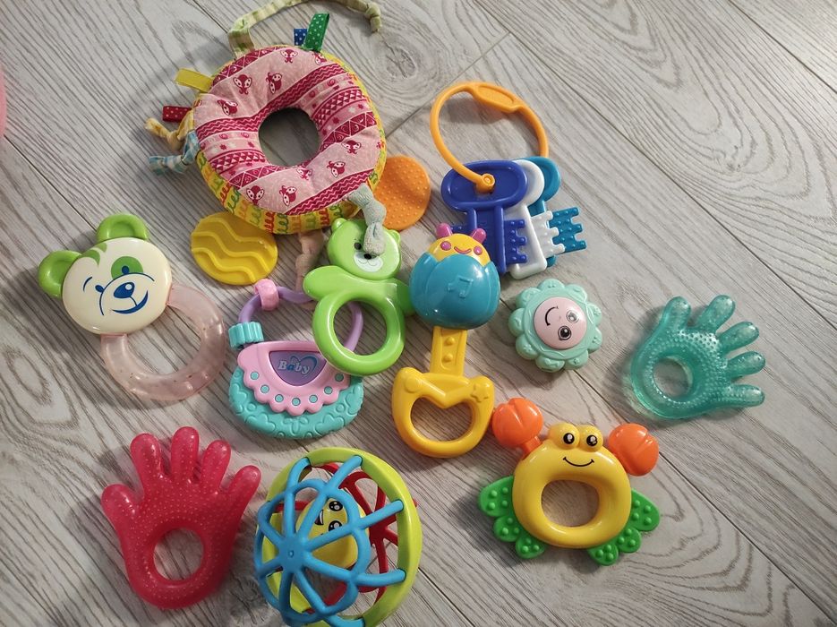 Іграшки погремушка игрушки