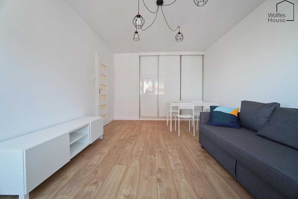 Quattro Business Park | 2 POK. + kuchnia | ENG