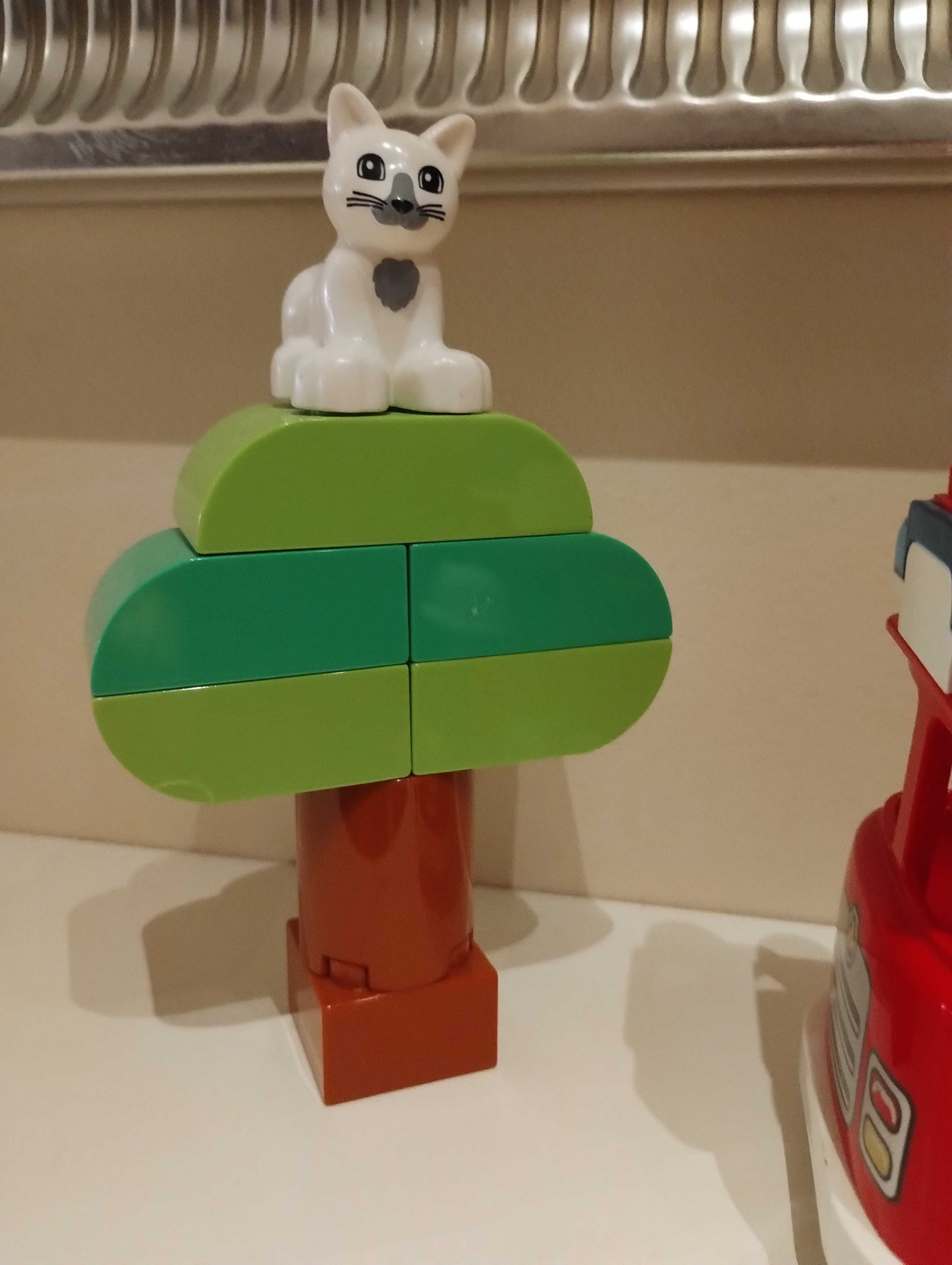 LEGO Duplo wóz strażacki