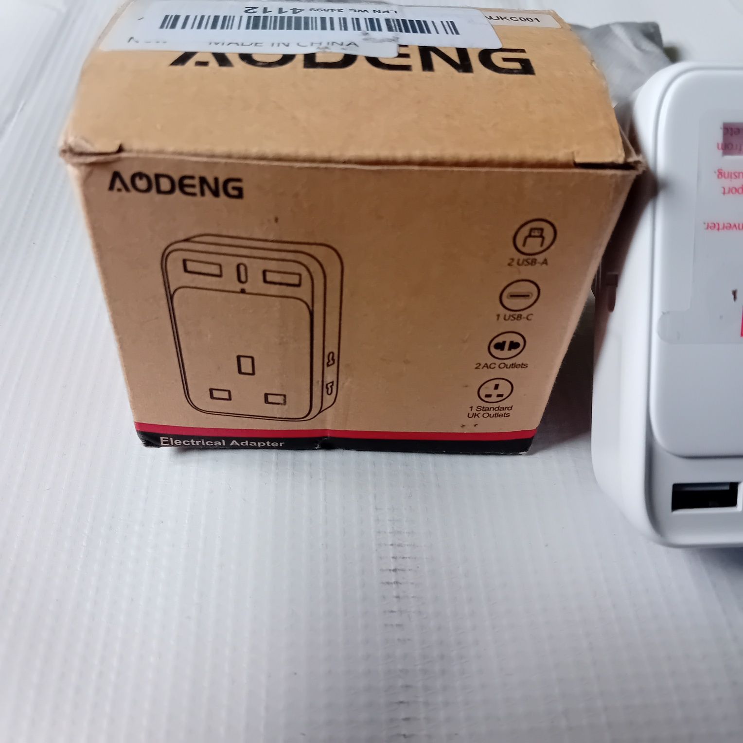 Adapter podróżny - wejście angielskie