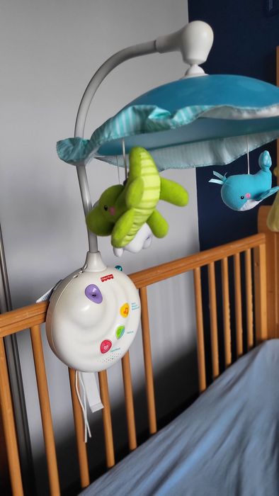 Karuzela na łóżeczko z projektorem Fisher Price 3w1. Zwierzaczki.