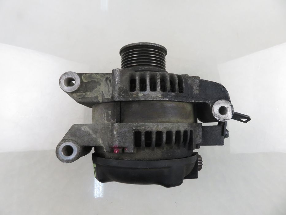 Alternator Toyota Rav 4 III 2.2 D 4wd 177 - 2ad-fhv