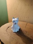 biały porcelanowy kot ze złoceniami figurka 22 cm