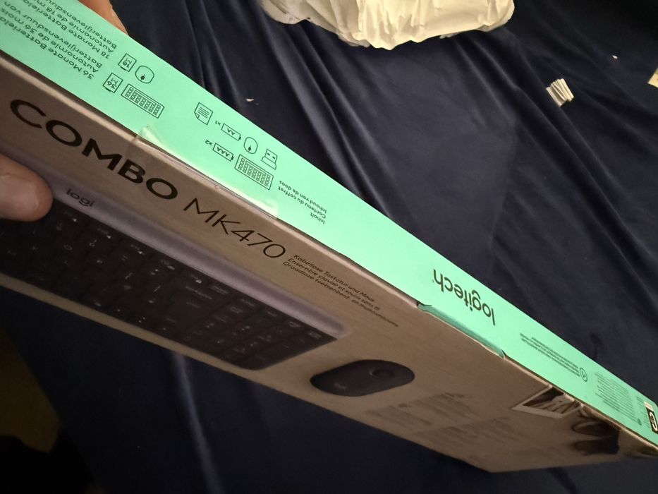 NOWA ZAPLOMBOWANA!!Logitech Slim bezprzewodowa Combo MK470, 920,009188