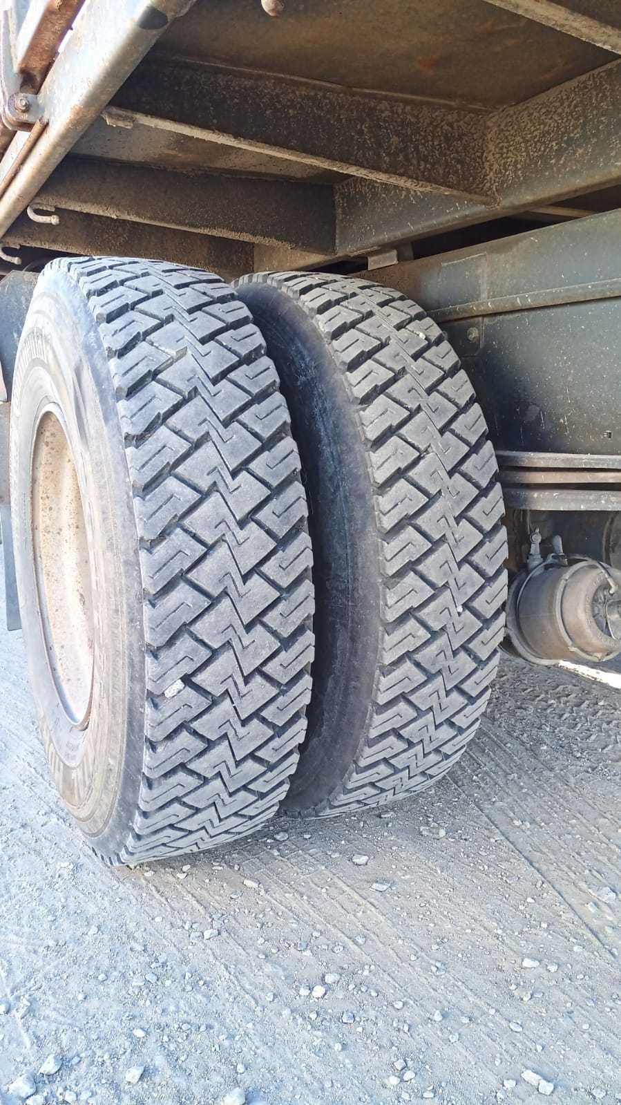 CAMIÃO VOLVO FL6 COM GRUA E RAMPA
