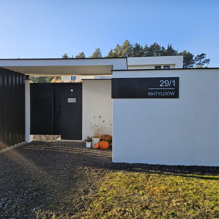 Podświetlana tablica adresowa, numer domu