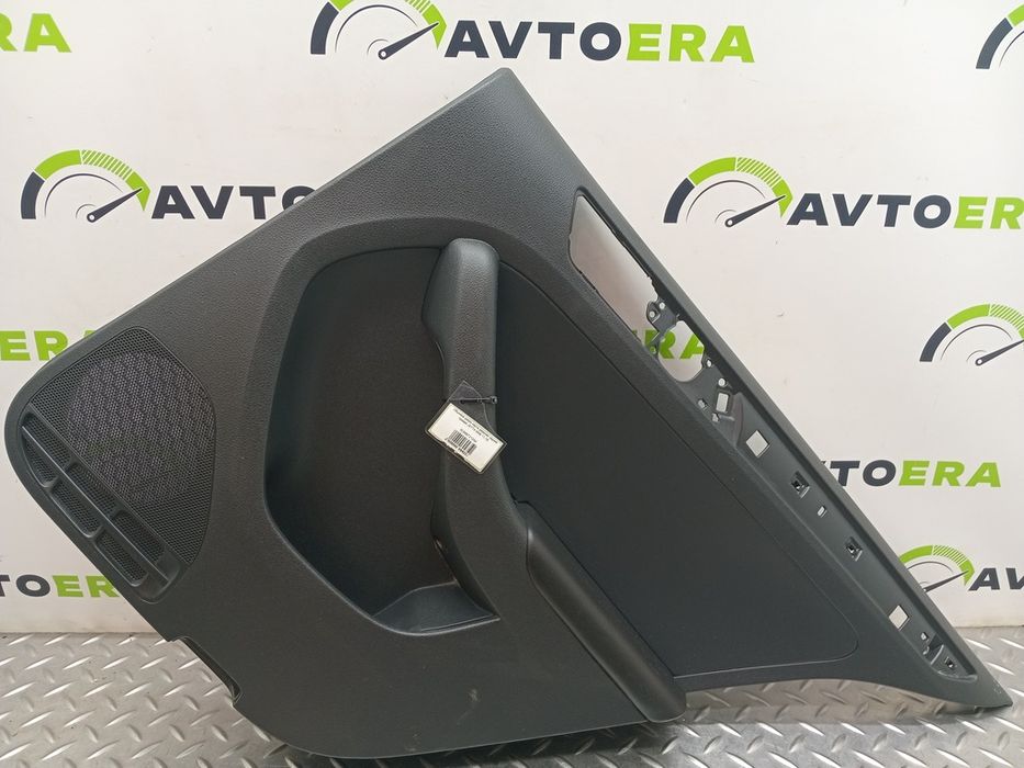 Обшивка двери карта дверная задняя правая VOLKSWAGEN  JETTA MK6 11-18