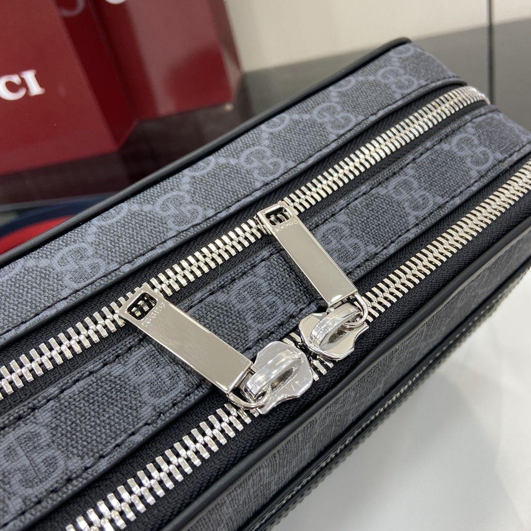 Чоловіча сумка Gucci GG Supreme