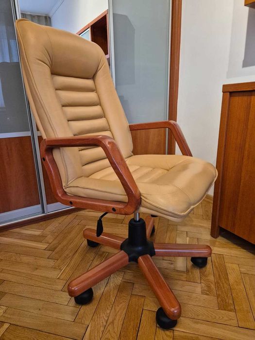 Fotel Biurowy Skórzany