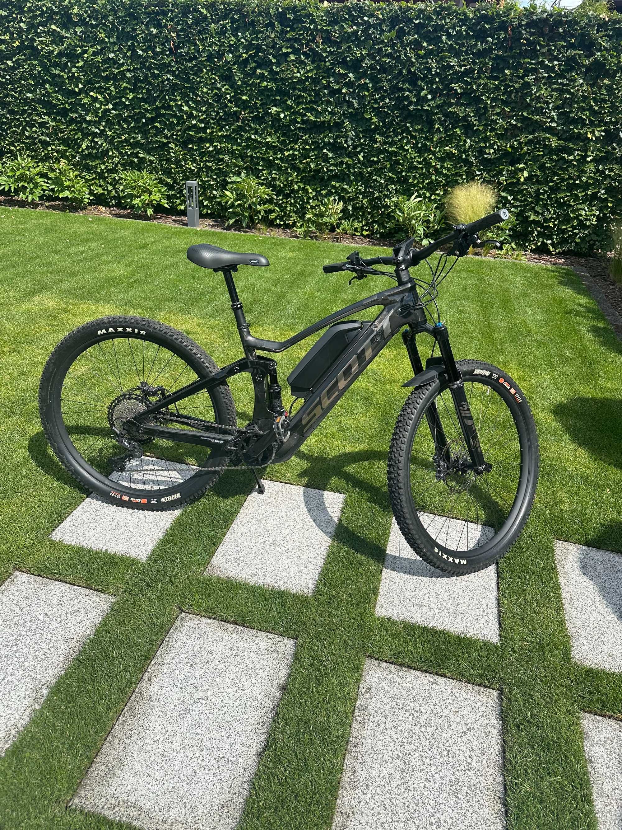 Scott Strike eRIDE 900 Premium rama karbonowa rozmiar M full
