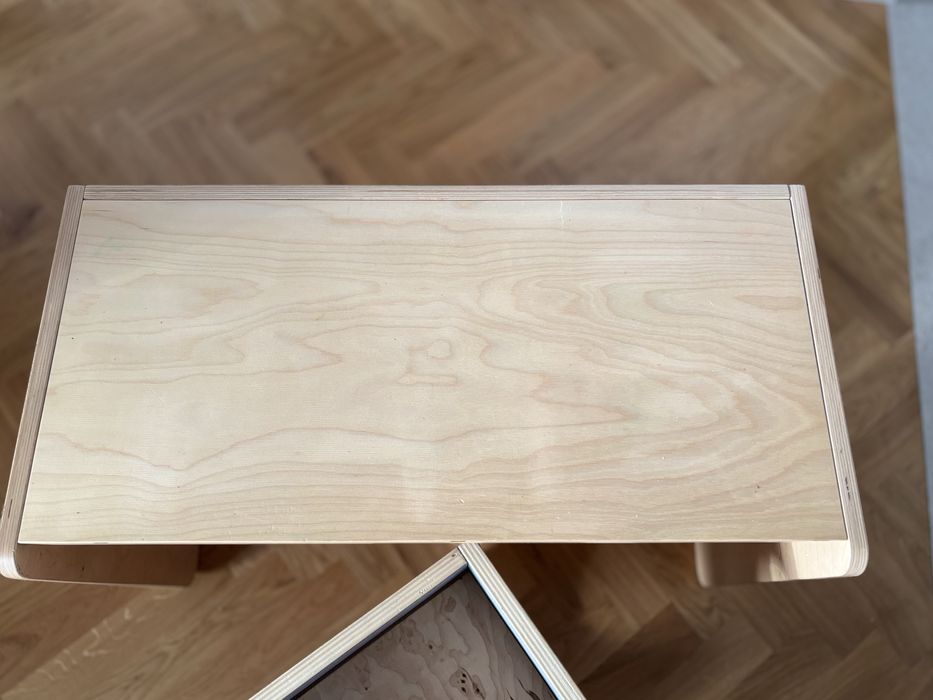 Montessori - Zestaw mebli biurko i krzesła Kukumag 1-5 lat