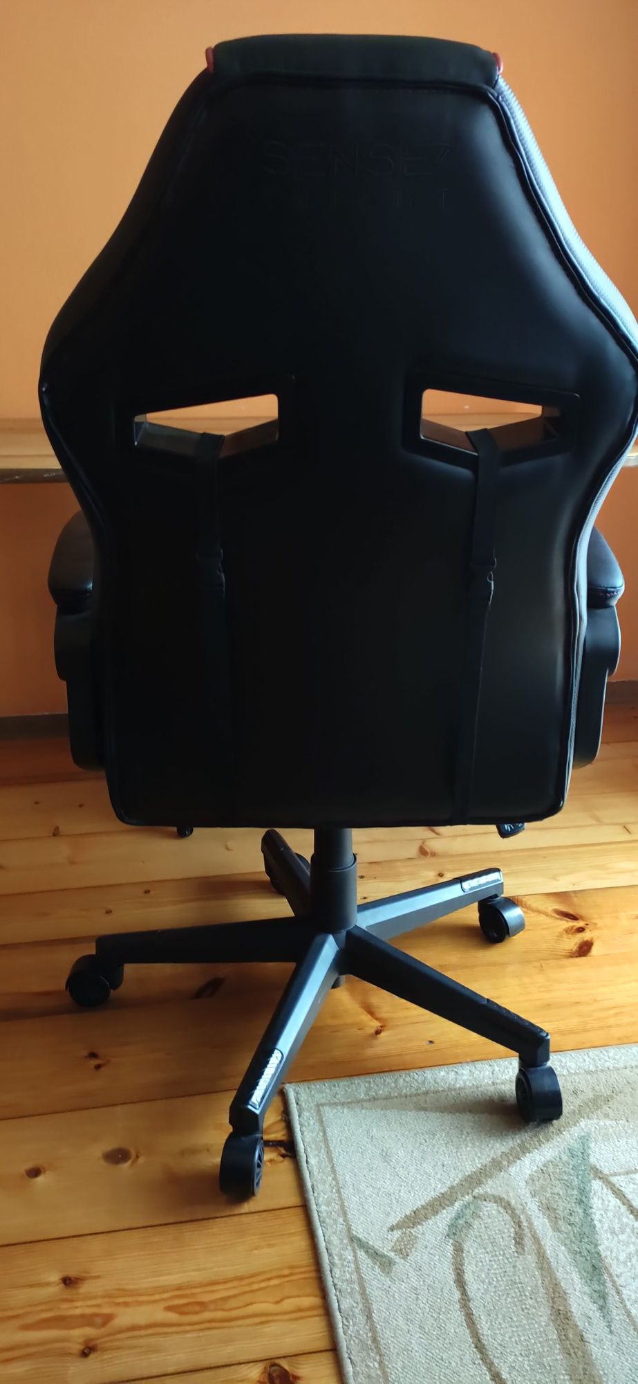 Fotel SENSE7 Knight