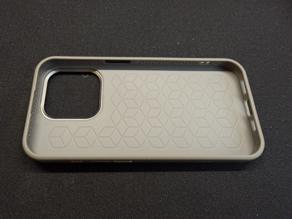 Чохол Proove Sapphire Case iPhone 15 Pro natural titanium