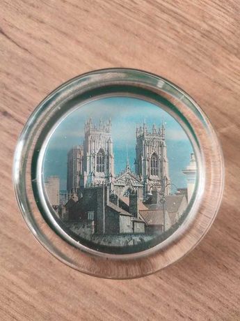 Przycisk do papieru angielski katedra w Lincoln szkło