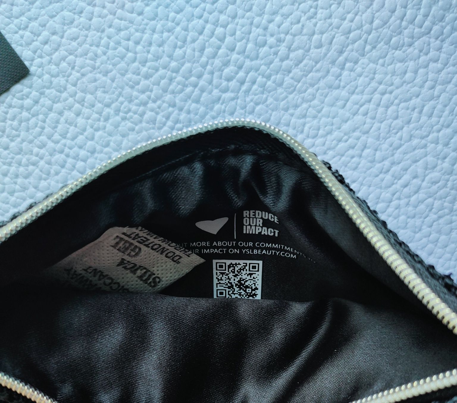 Yves Saint Laurent kosmetyczka