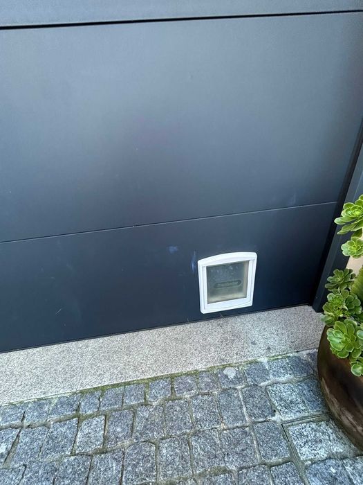 Vendo portão de garagem com motor de abertura