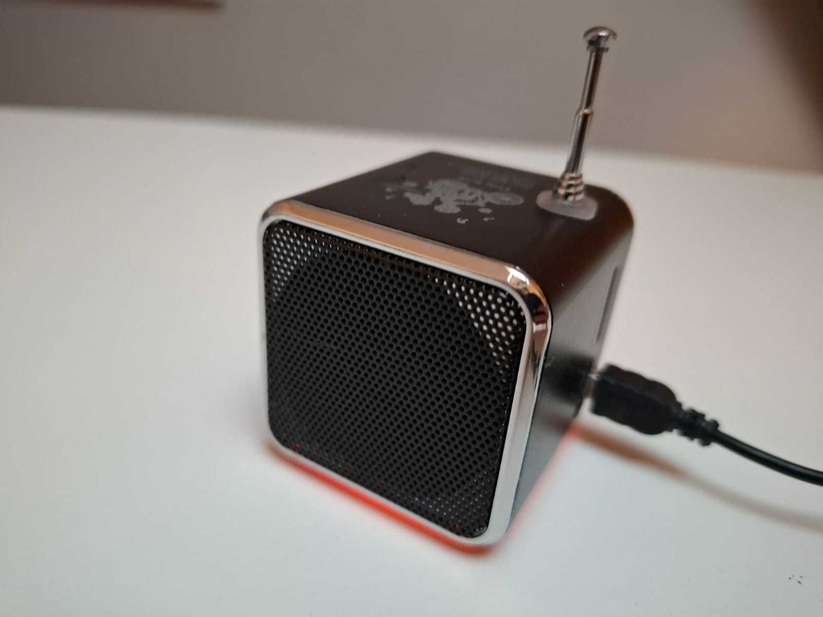 Mini Radio Bluetooth TF