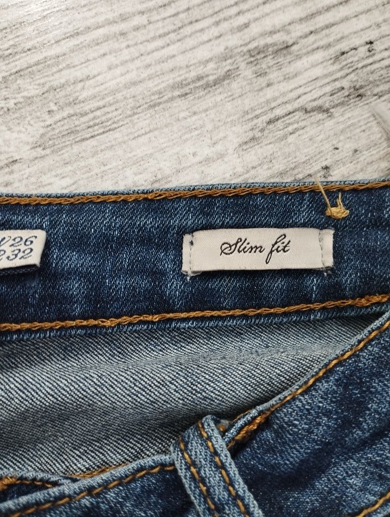 Jeansy Reserved Slim fit rozm 36