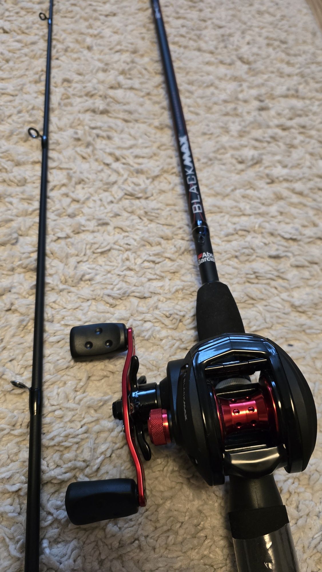 Zestaw castingowy Black Max 200cm 15-45g Abu Garcia