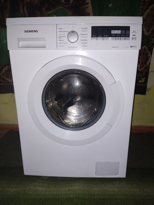 ПРОДАМ пральну машинку бренду SIEMENS на 7 кг.