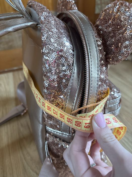 Рюкзак для дівчинки розового кольору