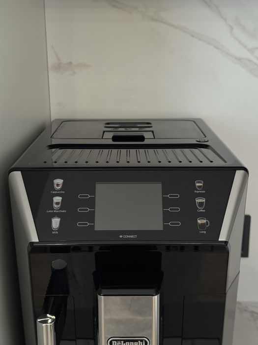 Кавомашина DELONGHI PrimaDonna Class ECAM 550.65 SB