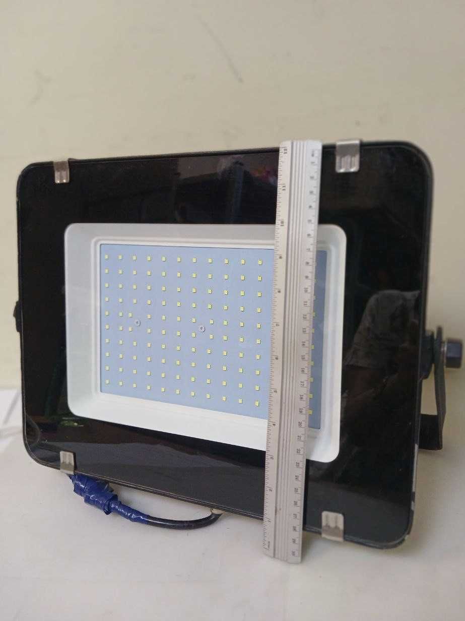 Прожектор  світлодіодн Delux FMI 10 LED 150Вт 6500К IP65 404*322*52 мм