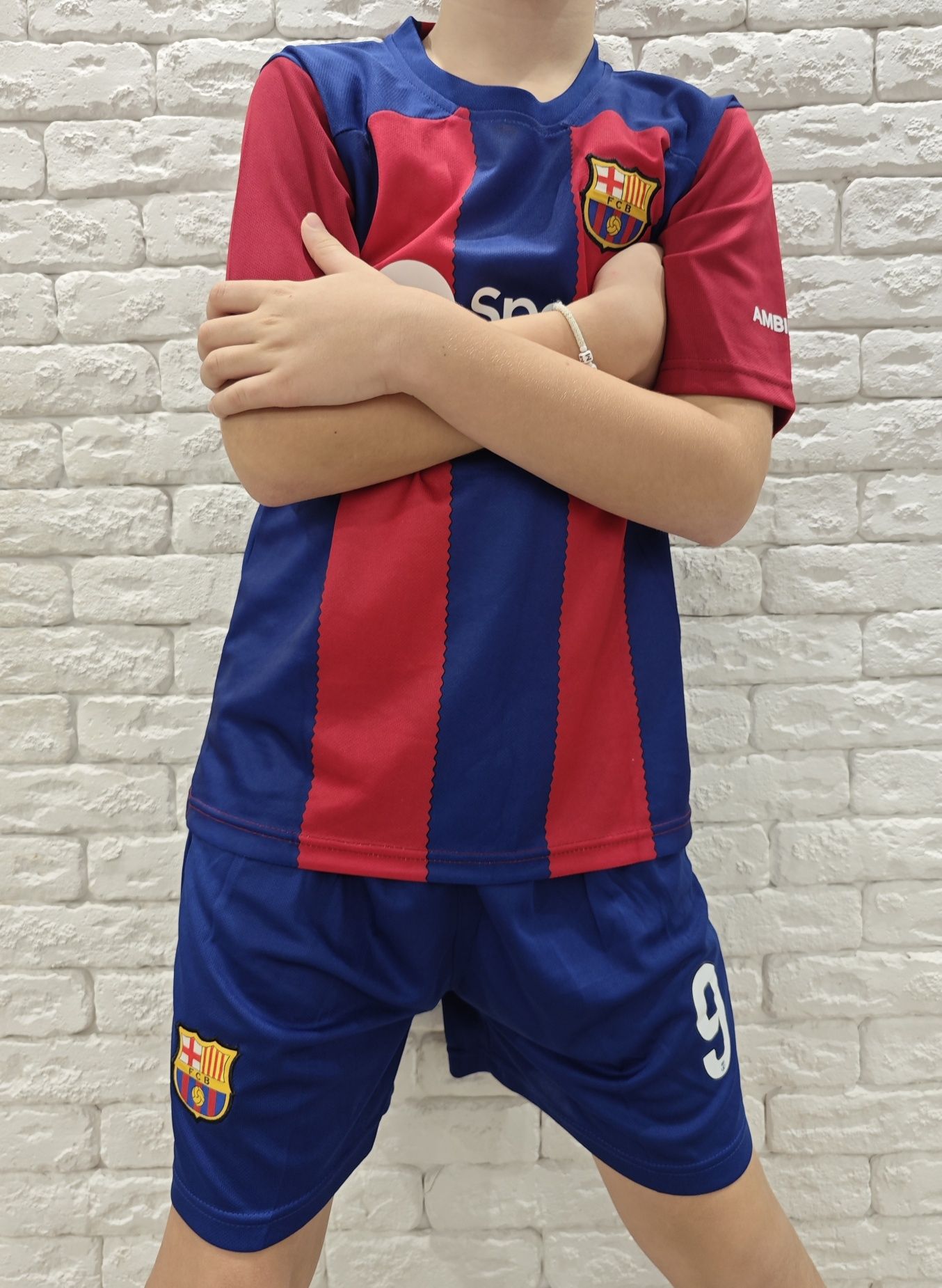 Футбольна дихаюча форма Barcelona на зріст 146 (8-9р.), 152см (10-11р)