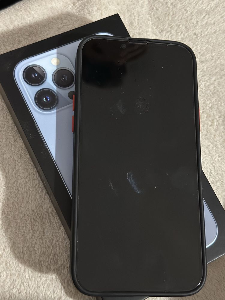 Iphone 13 pro max c/ caixa e carregador magsafe