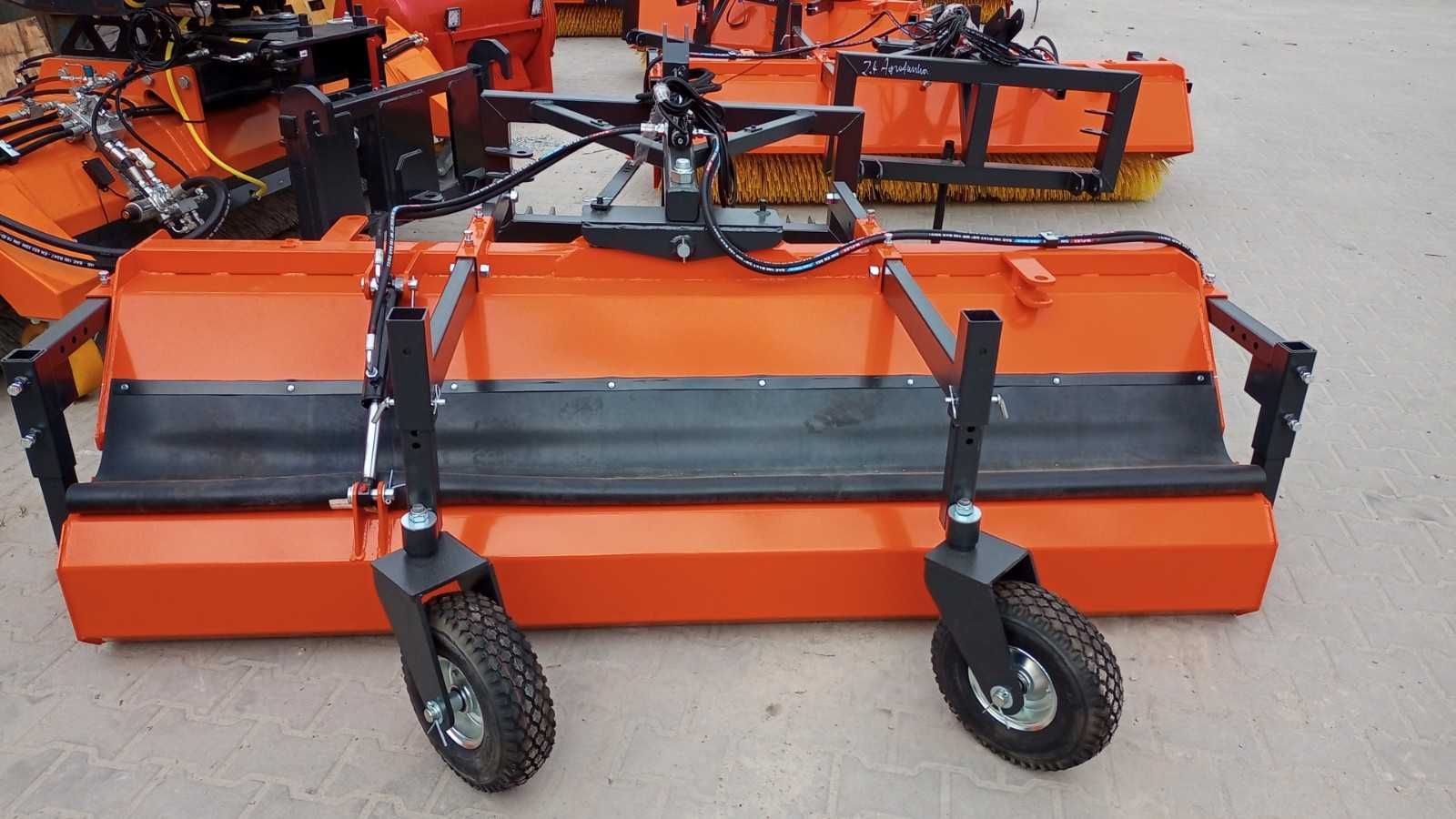 Zamiatarka drogowa uliczna Metal Technik