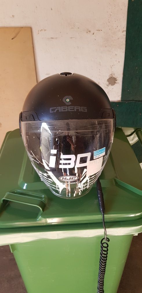 Sprzedam kask HJC  i30