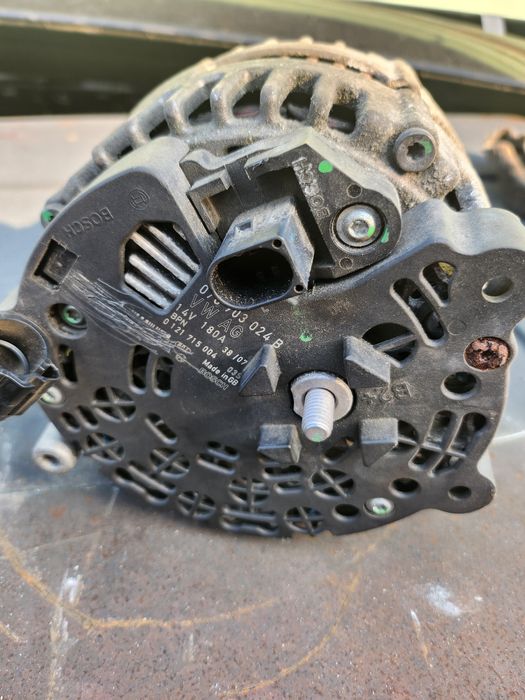 Генератор VW Т5 180A 2.5 TDI VW T5 1.9 TDI Фольцваген MULTIVAN T-5 t5