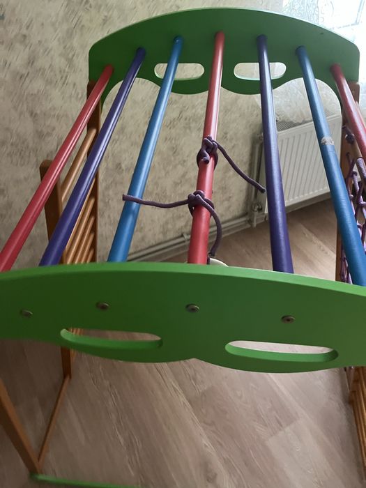 Дитячий спортивний комплекс