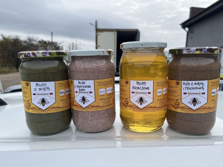 Miody z rodzinnej mazurskiej pasieki