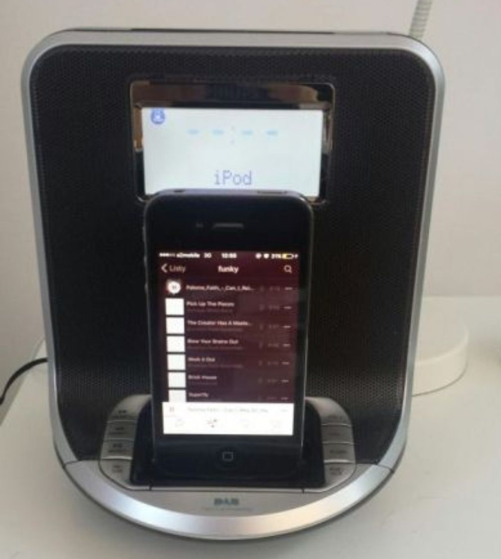 Stacja dokująca iPod.