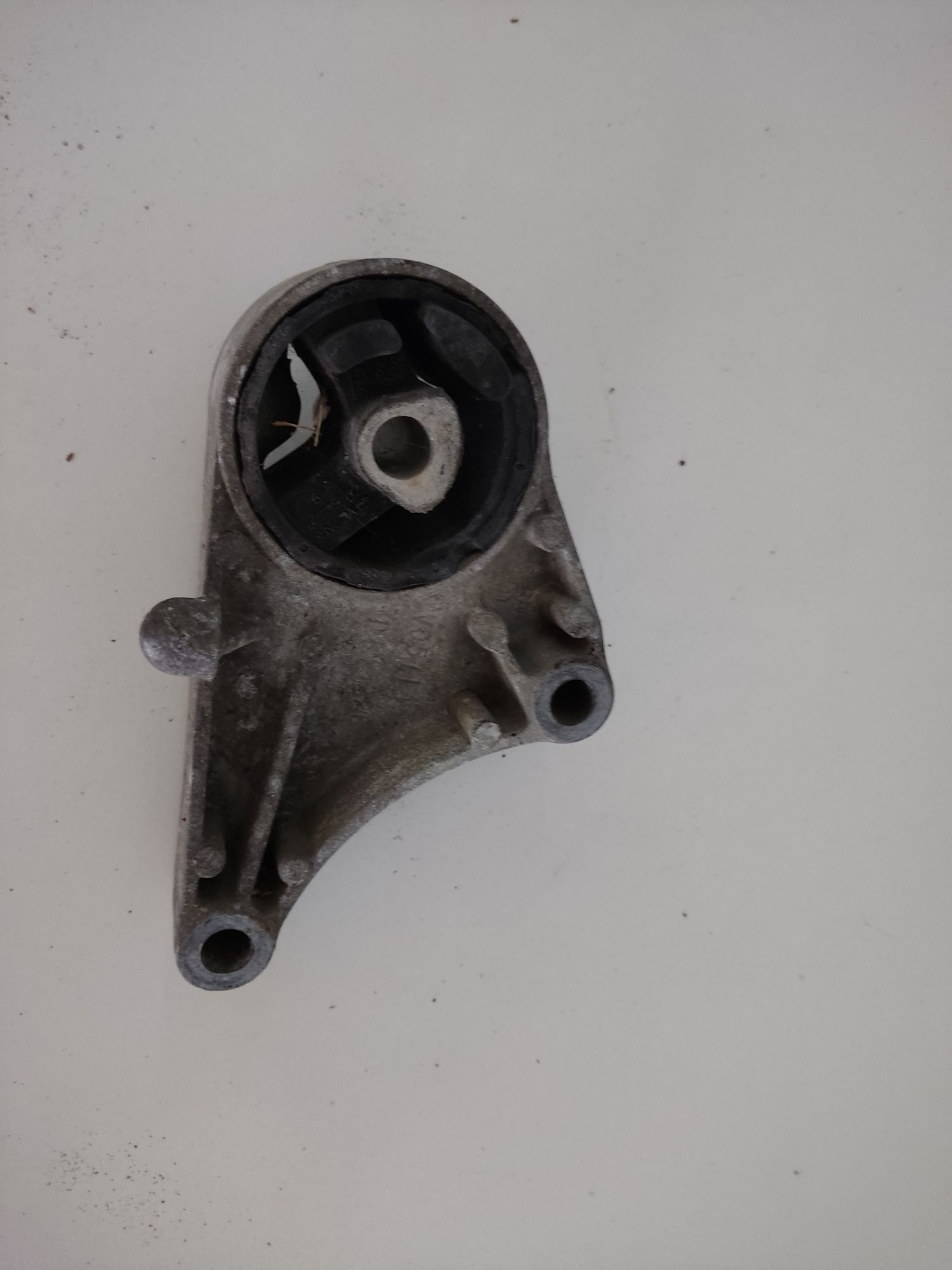 Poduszki skrzyni biegów M32 Opel Astra H