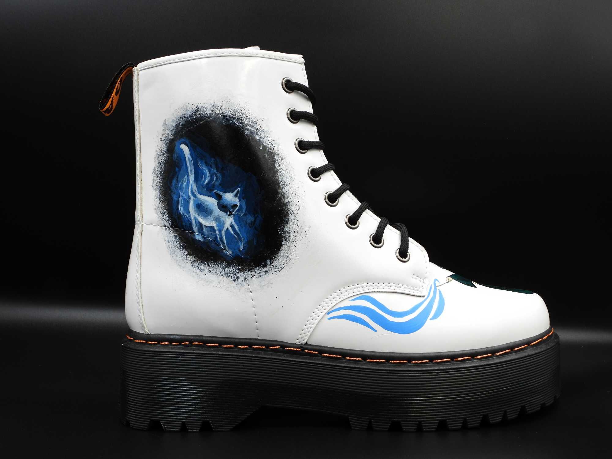 Ręcznie malowane glany trapery białe Harry Potter Minerva patronus 41