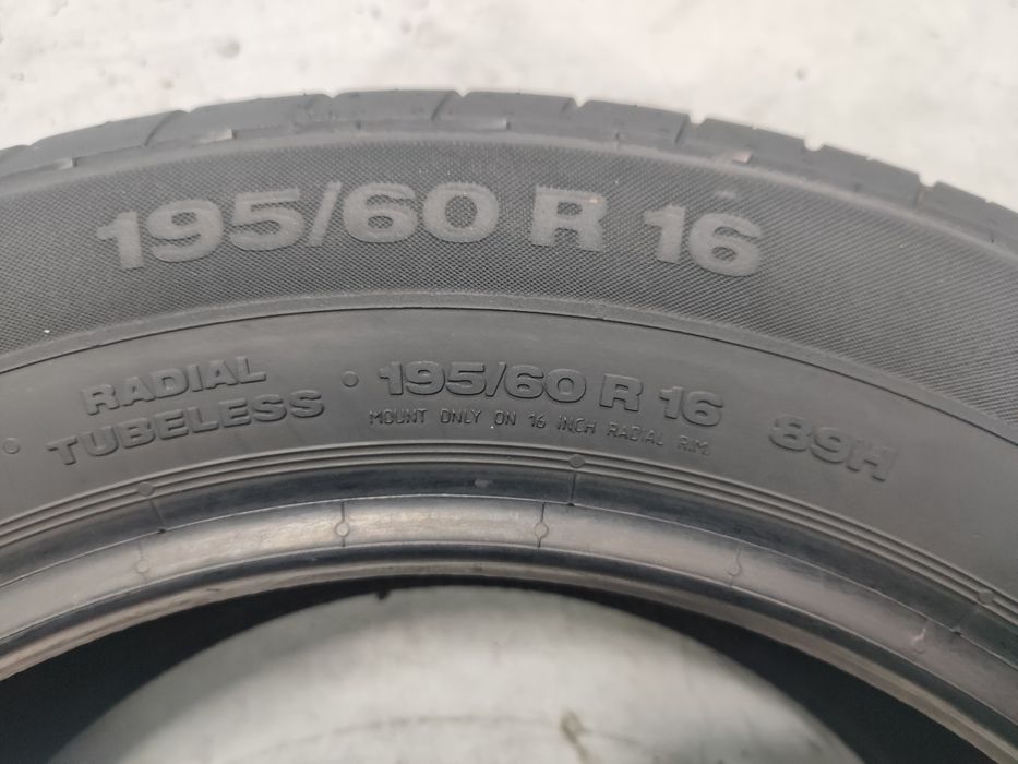 2 pneus semi novos continental 165-60R16 Oferta dos Portes 85 euros