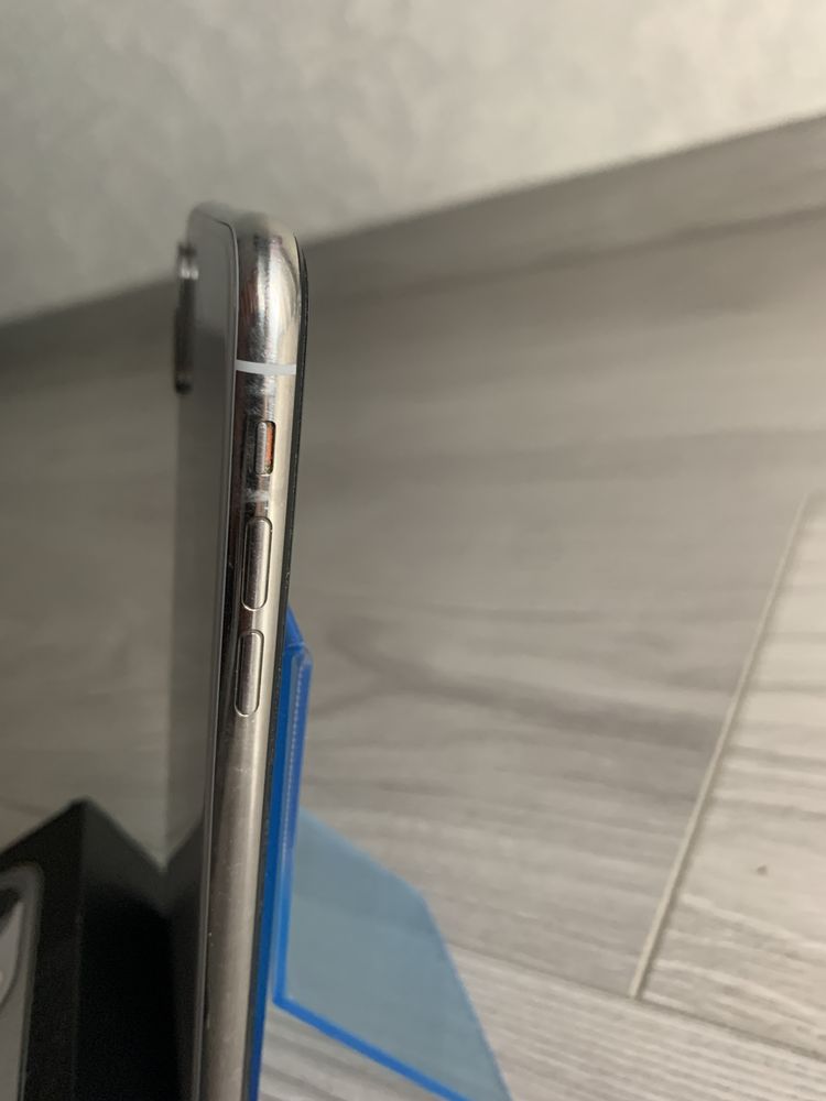 Продам iPhone 10 256 gBt