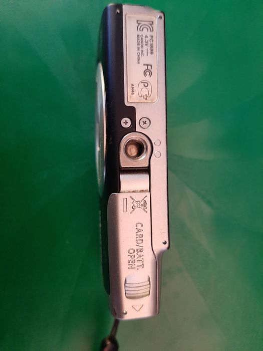 Цифровой фотоаппарат Canon