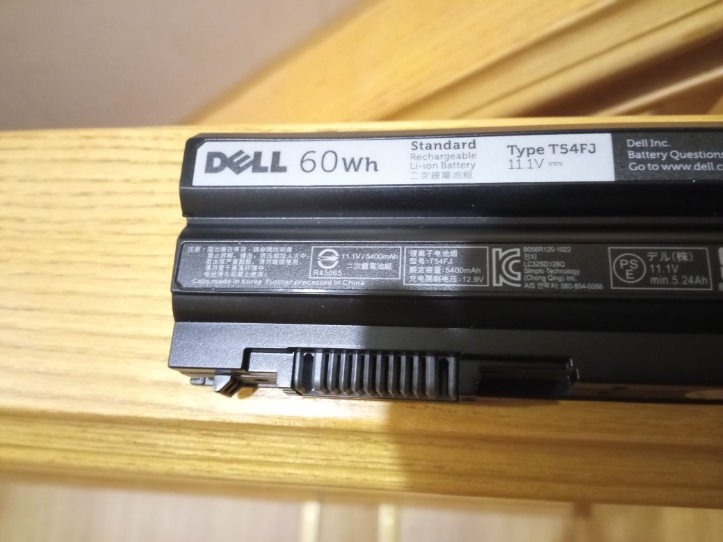 Батарея (аккумулятор) Dell, новая