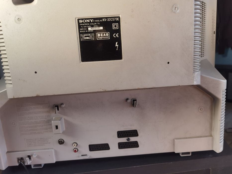 TV sony wega 32 crt