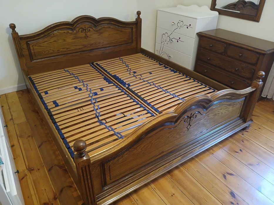 Łóżko w stylu Ludwikowskim 200x180cm + 2 szafki nocne + Lustro