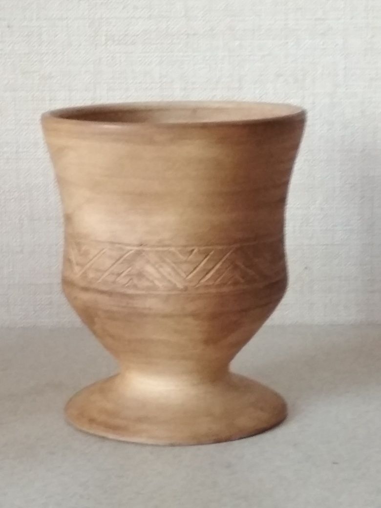 Бокал, келих, стакан, миска, ваза, вазочка, молочная керамика, молочна