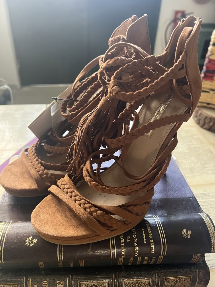 Sandália camel Blanco