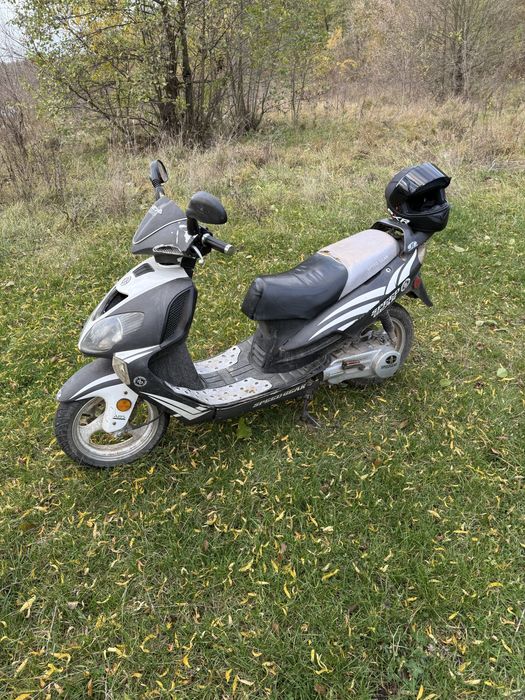 Продам скутер speed gear 150