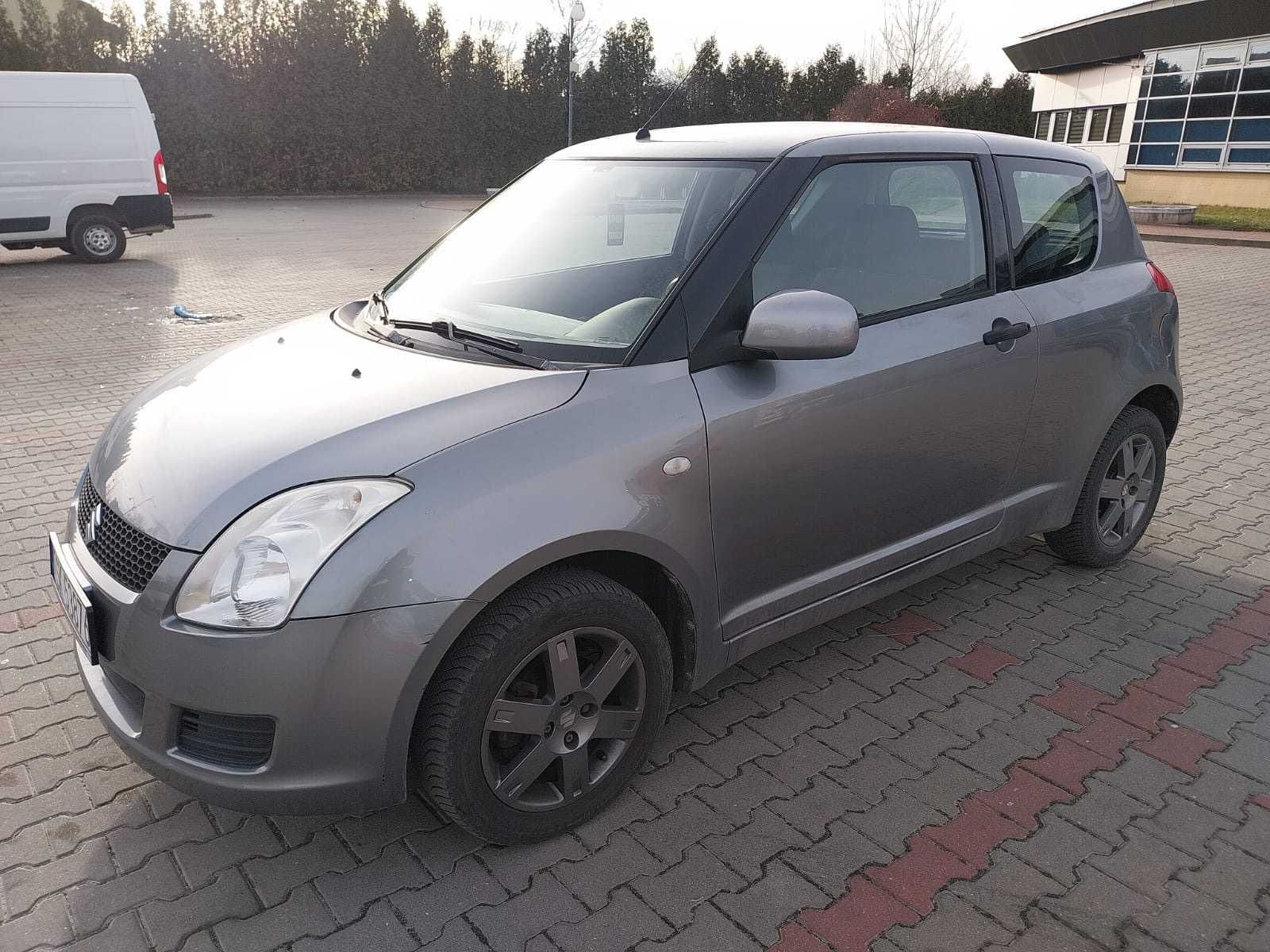 Suzuki Swift III poj.1328 cm3 benzyna 2009 rok Bezwypadkowy Super stan