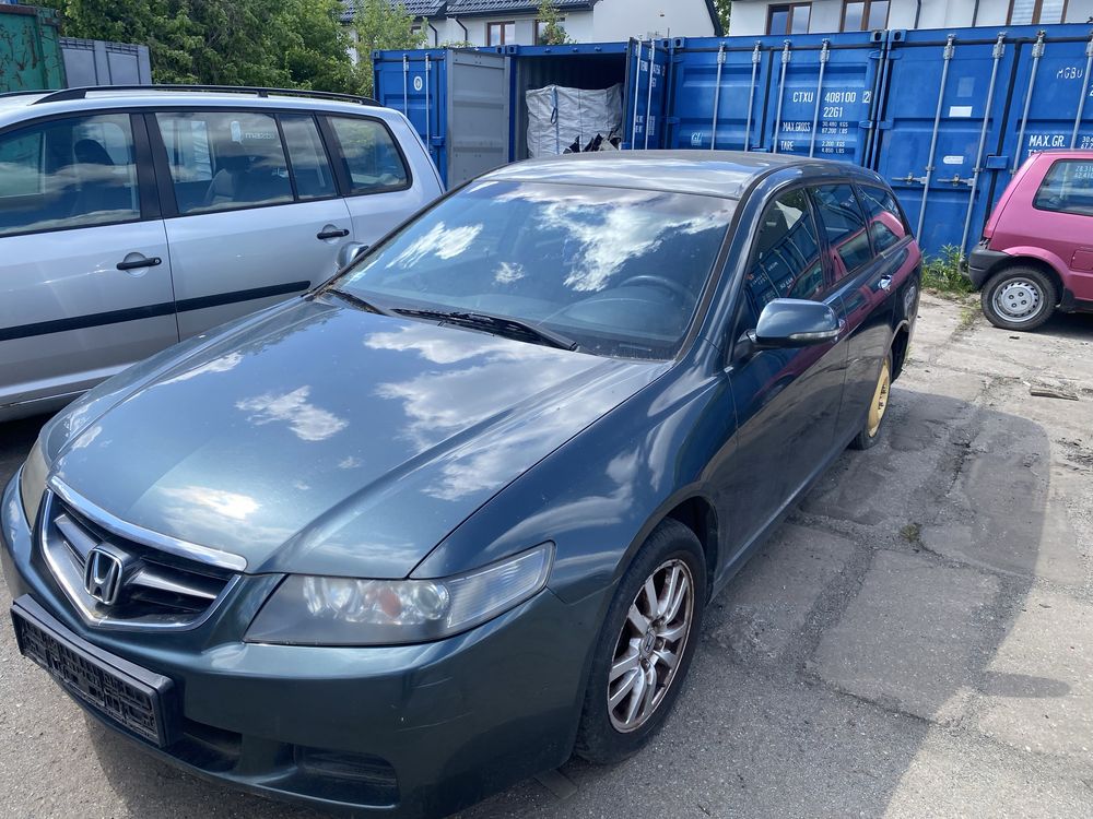 Przod maska zderzak blotnik Honda Accord VII g516p