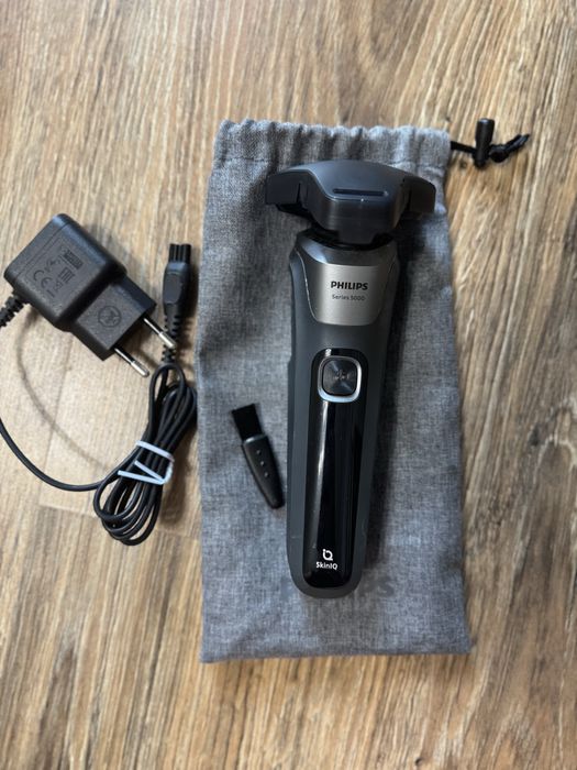 Продам електробритву Philips s5587
